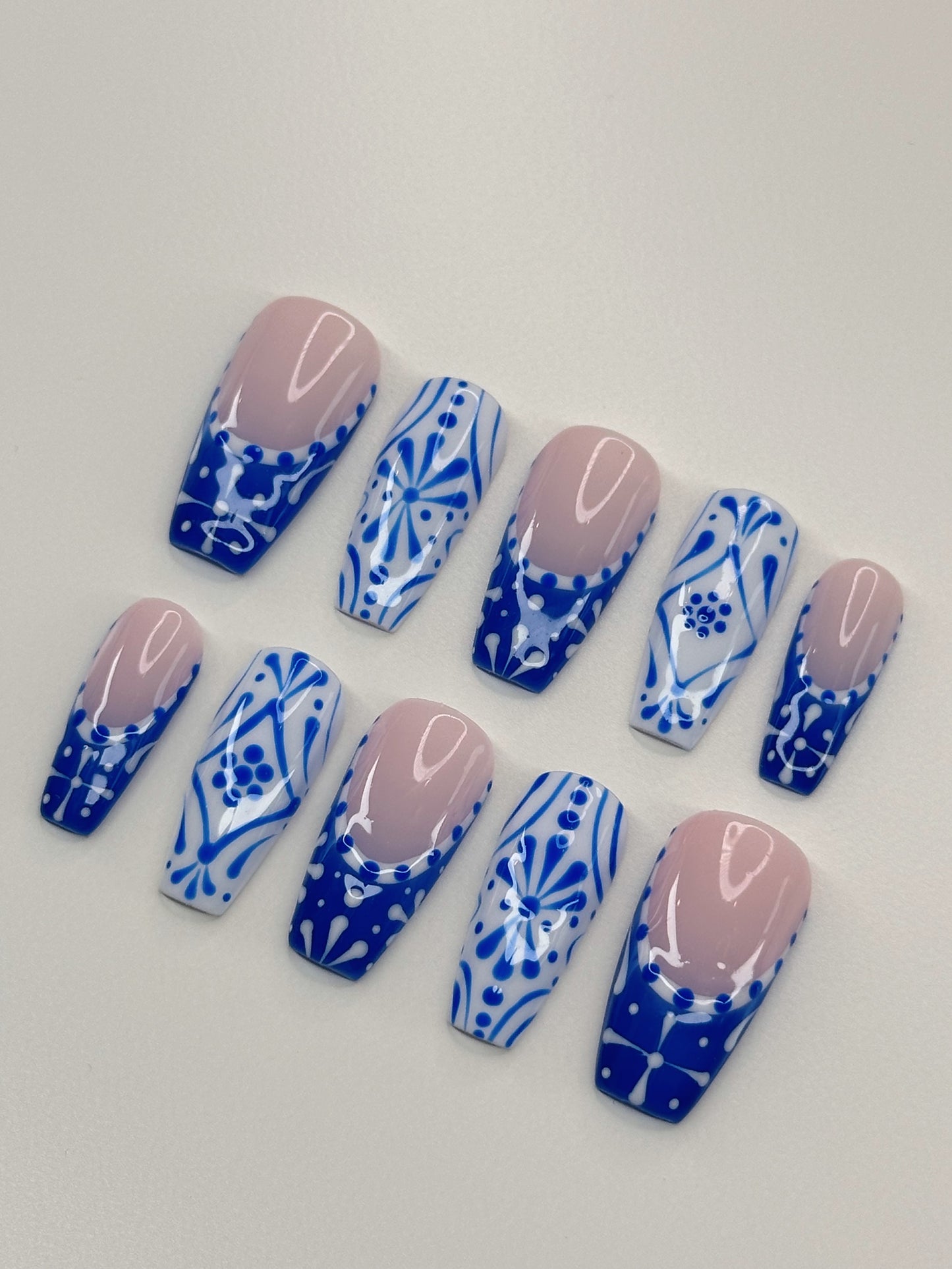 Azul￼